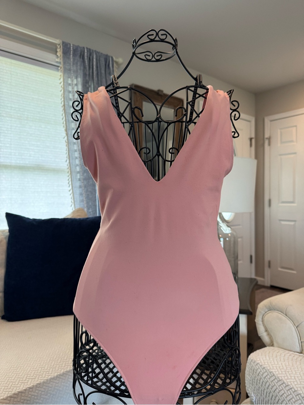 Free People Intimately Blush Pink Deep V Bodysuit Size Medium